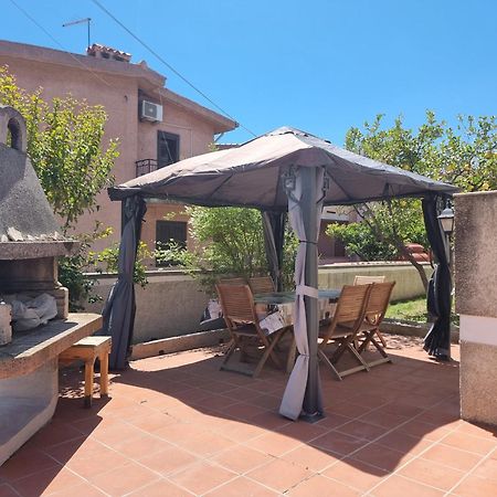 Appartamento Via Oristano Будоні Екстер'єр фото